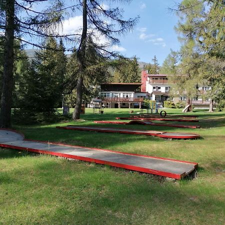 Bungalovy Pri Hoteli Spojar Žiar Buitenkant foto