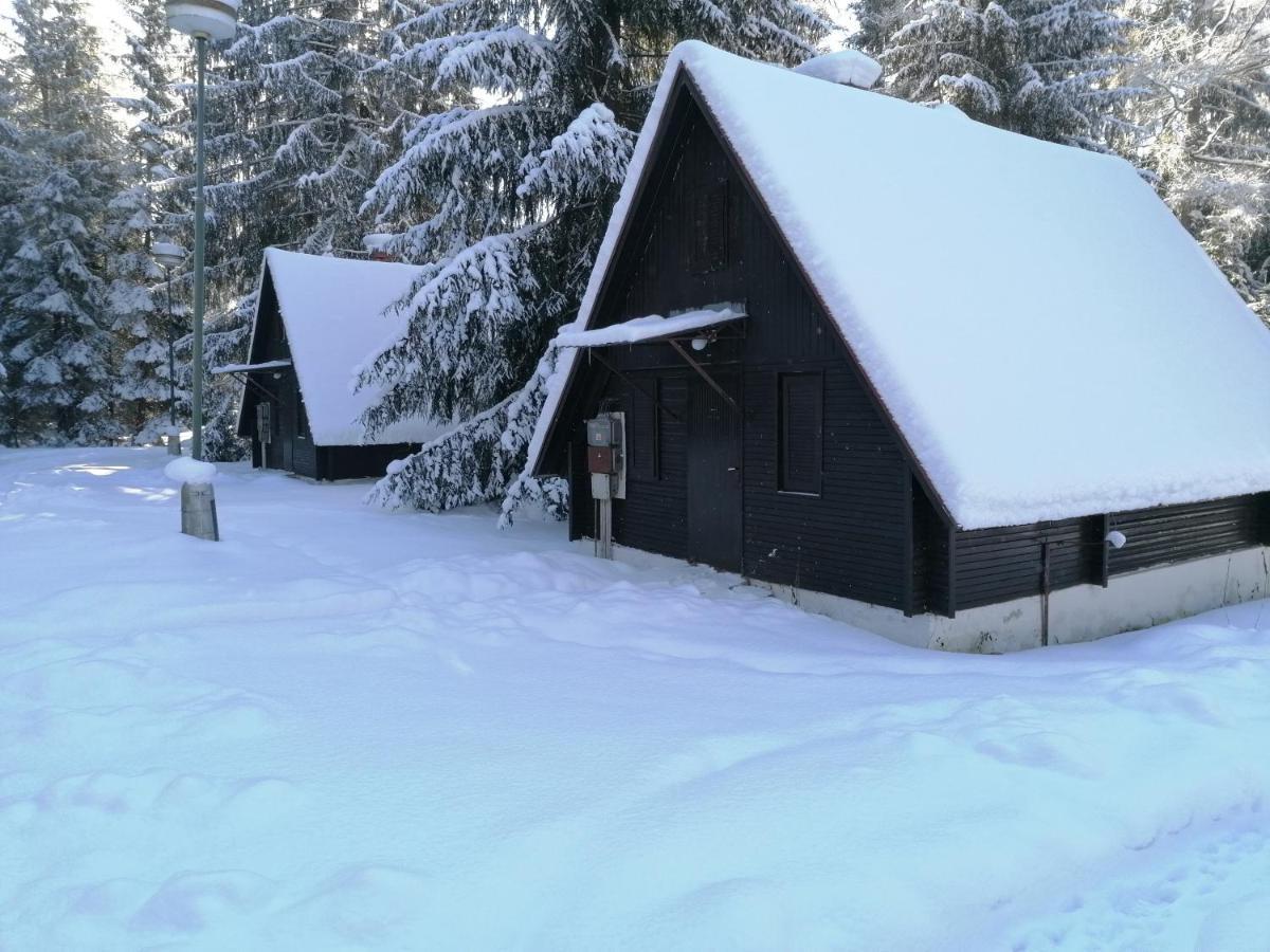 Bungalovy Pri Hoteli Spojar Žiar Buitenkant foto