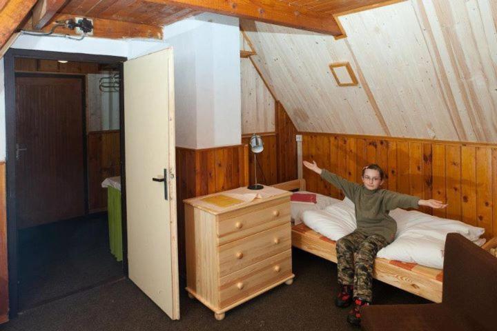 Bungalovy Pri Hoteli Spojar Žiar Kamer foto